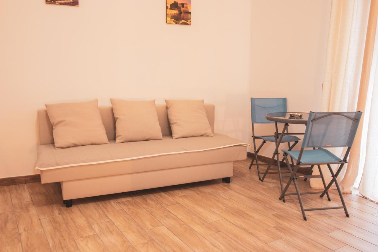 Casa Masaniello - Affittacamere Guesthouse In Historical Center Toledo Station Napoli Ngoại thất bức ảnh