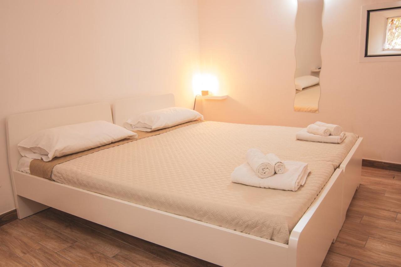 Casa Masaniello - Affittacamere Guesthouse In Historical Center Toledo Station Napoli Ngoại thất bức ảnh